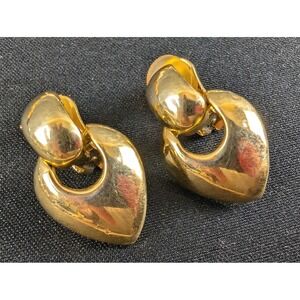 Vintage 1980s Gold Tone Statement Clip On Earrings Bold Sculptural‎ Teardrop